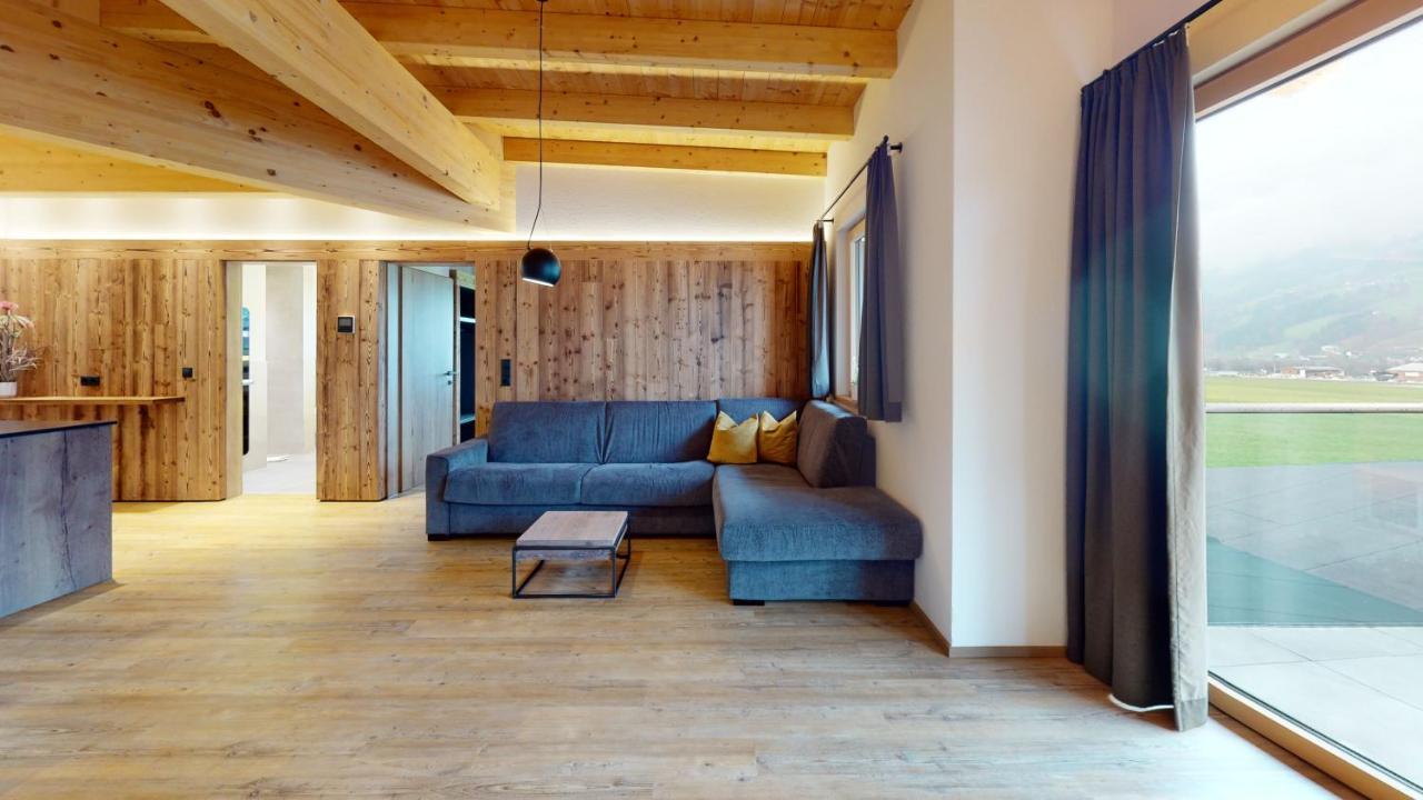 Alpen Quartier Apartment Uderns Exterior photo